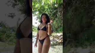 bikini TikTok be like...