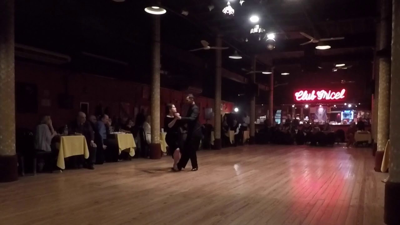 Clara Silveira y David Samaniego - En el Club Grisel... 2/3 Y no puedo olvidarte