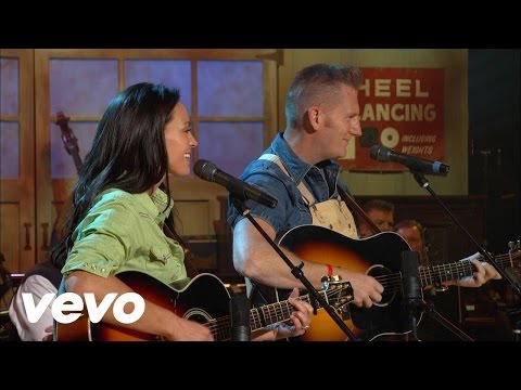 Joey and Rory - That's Important to Me [Live]