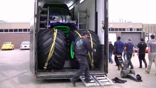 Grave Digger trailer fitting tires in