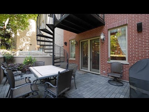 Video – A luxurious Old Town single-family on a tree-lined street