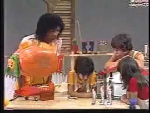 download lagu mp3 mp4 Patati Patat Superfantstico, download lagu Patati Patat Superfantstico gratis, unduh video klip Patati Patat Superfantstico