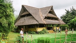 WE ARE BUILDING A HOUSE!