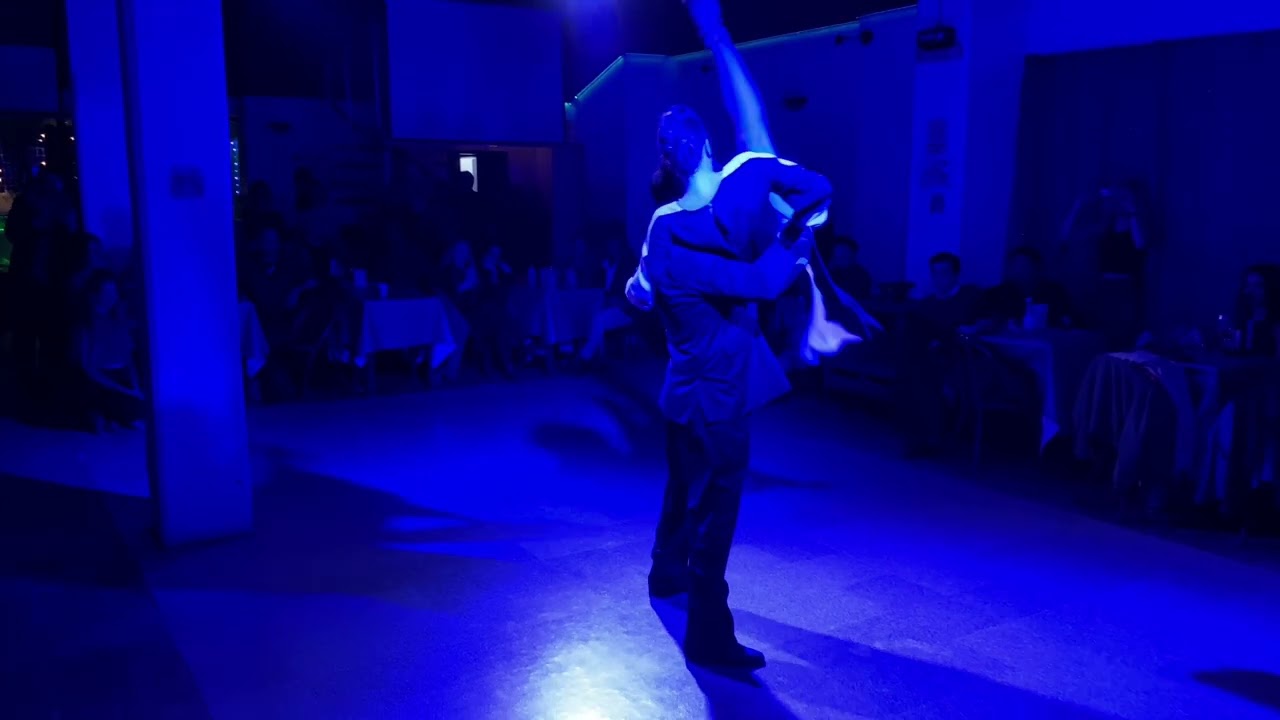 Juan Malizia y Manuela Rossi en Juernes Milonga (3/3)