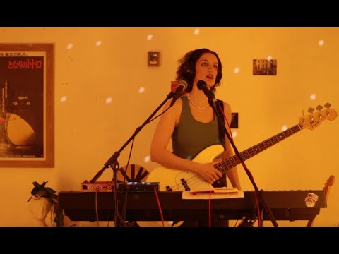 Tango with Lions - Concert in the living room