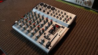 Video thumbnail for Behringer ub1202fx by Gabriel Dito