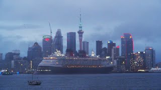 Auckland Drizzly Disney Wonder Arrival 4K