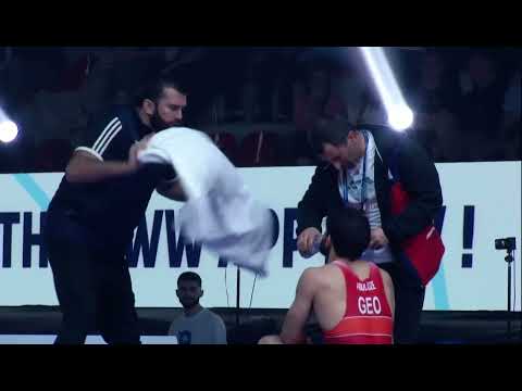 Otar Abuladze (GEO) vs Leng (CHN) World Championship 72 kg.