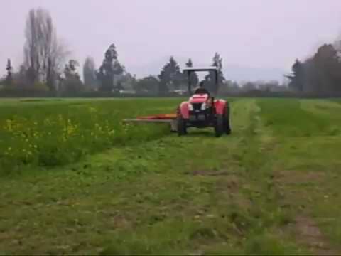 Мини-трактор YTO с косилкой