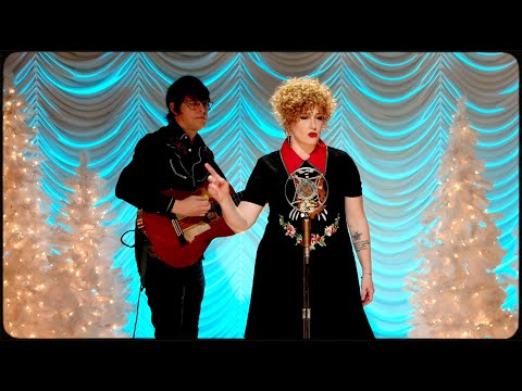 A One Mic Christmas 2 - LEIGH NASH - Hard Candy Christmas