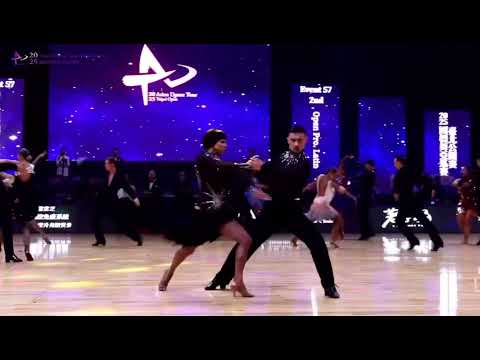 Valentin Kosmachev - Alena Kochengina. Paso moments from Asian Tour 2025