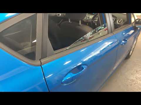Ford Fiesta 2013 - Image 2