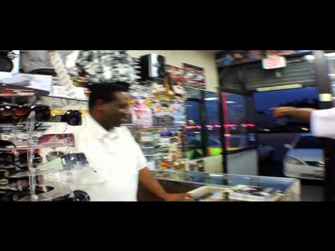 YG AND SLIM 400 AT THE TSHIRT SPOT IN COMPTON (ROSCRANS &WILMINGTON)