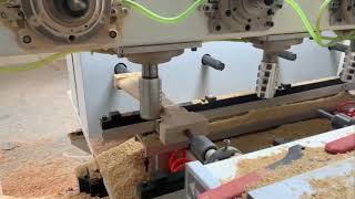 WOODMASTER . MÁY TIỆN CNC 4 Trục 6 Dao gia công hoàn thiện chân bàn ghế
