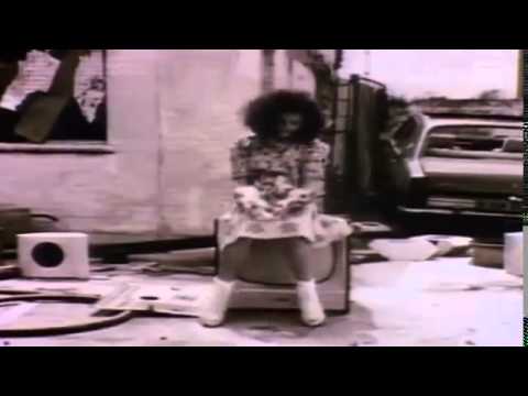 download lagu mp3 mp4 Peace Traduo, download lagu Peace Traduo gratis, unduh video klip Peace Traduo