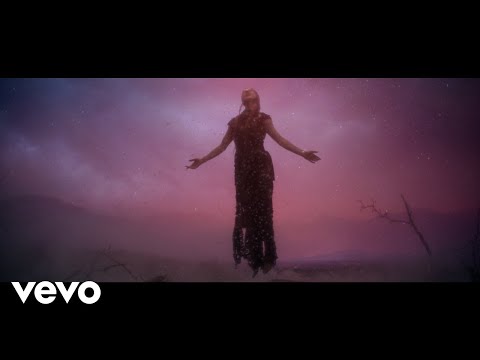 Vera Blue - In The Corner (Official Video)