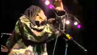 The Waillers Fussing and Fighting live