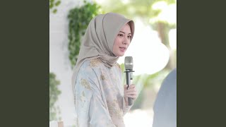 Download lagu Sholawat Ilahana mp3