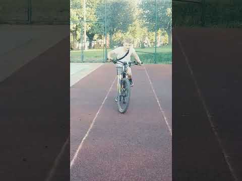 Kornelito Vs Olek #Shorts #wheelie #rower #zabawa