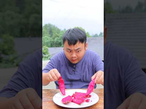 Ermao is so good at sneaking food #funny #mukbang