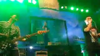 Download lagu SEMUT MERAH - Aw Aw Aw (Supergirlies cover) live perform at Britama Sport. Pensi SMAN 80, Jakarta. mp3