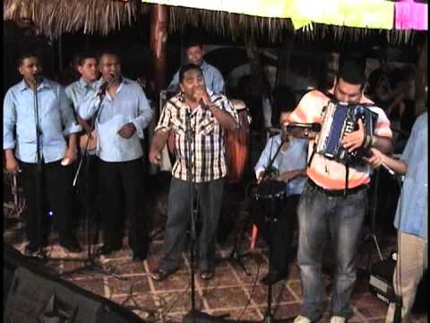 YO SOY TU NEGRO JOACO PERTUZ & ALVARO NUÑEZ