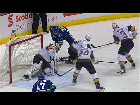11/16/17 Condensed Game: Golden Knights @ Canucks
