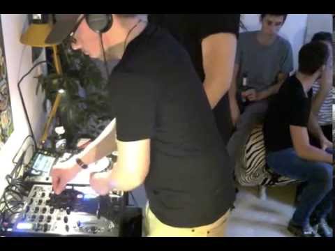 Wohnzimmer Safari: Dominic Duve & Herr Oppermann *LIVE DJ SET*