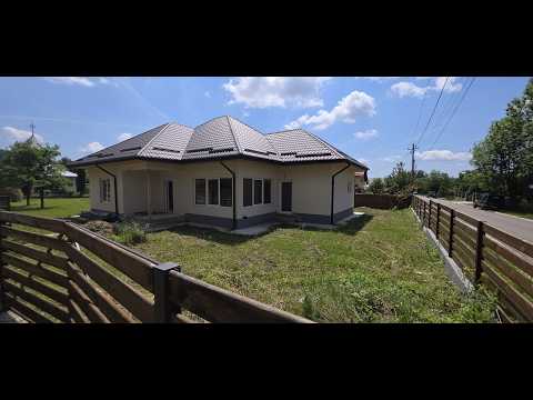 Casa de vanzare cu 4 camere in Brebu — Video