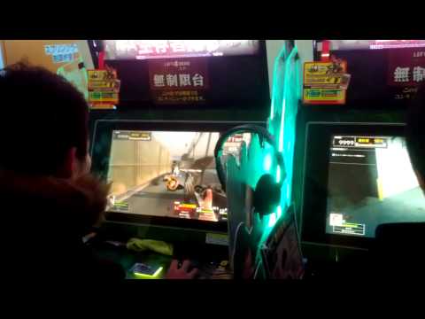Left 4 Dead : Survivors Arcade in Tokyo