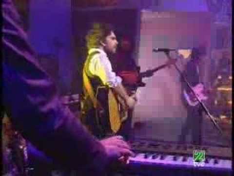 No disparen al pianista - The Sunday Drivers - 'Paranoid'