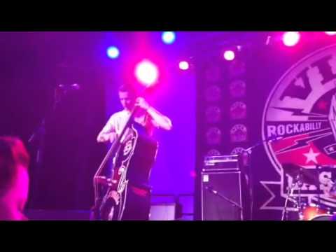 Pat Capocci Band at VLV17 - Working My Magic on You