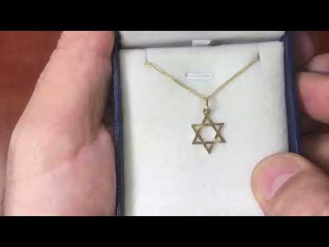 SG017   AHARONI Beautiful 14K Gold Star of David pendant