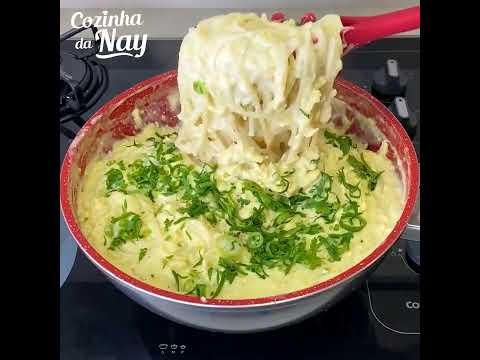 PASTA WITH CHICKEN IN WHITE SAUCE