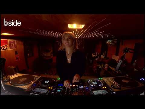 Cosmic Vibrations #73 w/Sirena