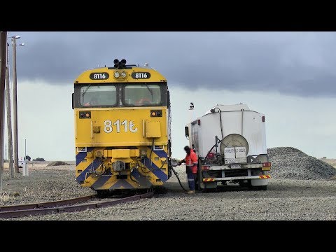 2CM6 Grain Train Refuels At Gheringhap (30/7/2019) - PoathTV Australian Trains & Railways