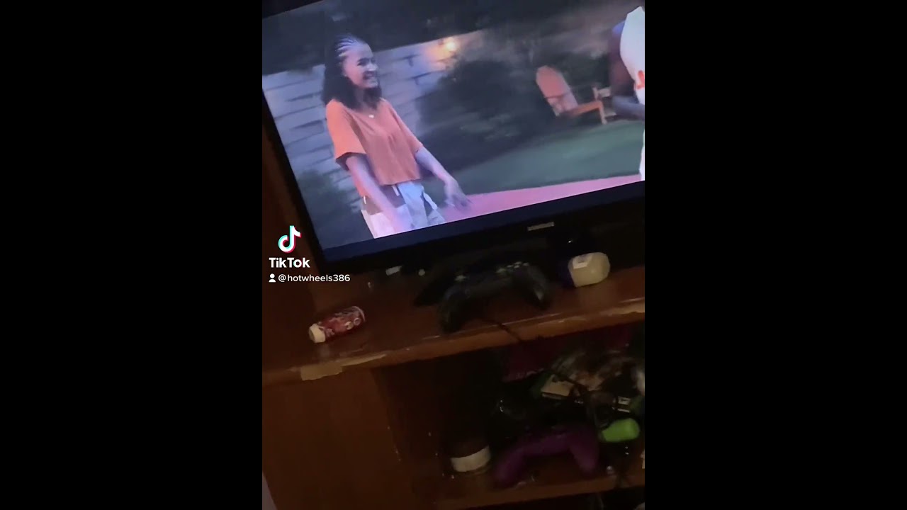 Crossover Disney plus