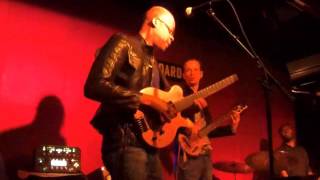 Lionel Loueke Trio  (Live) "Broken"