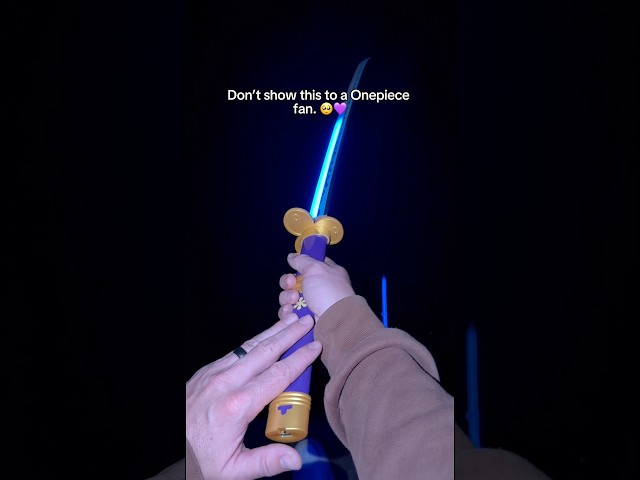 Vídeo relacionado con Gebiuhoo 2 Llaveros de Katana para Fans de One Piece 15 cm
