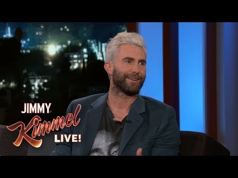 アダム・レヴァイン、ブレイク・シェルトンへのイタズラを暴露