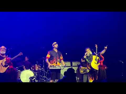 Tenacious D Live at the O2 16.06.23 - Spicy Meatball song