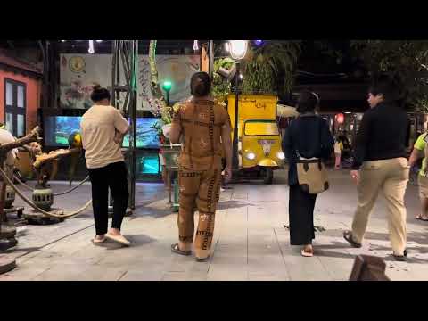 cereja di uong café voi moi nguoi