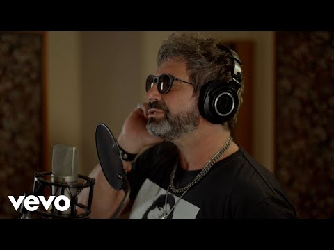 Los Caballeros de la Quema - Y acá me ves (Official Video)