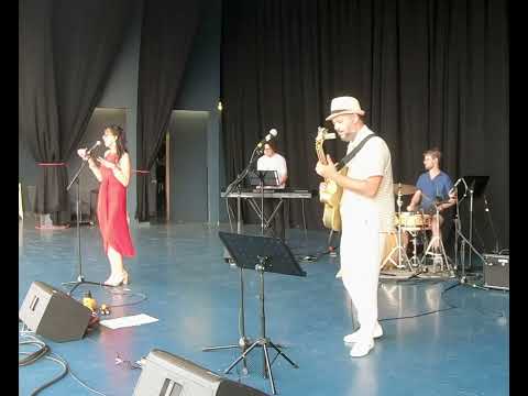 “Samba de uma nota só” by Guylaina and “Brazilian Vibe” quintet. The Lyric Theatre, MB, 2025