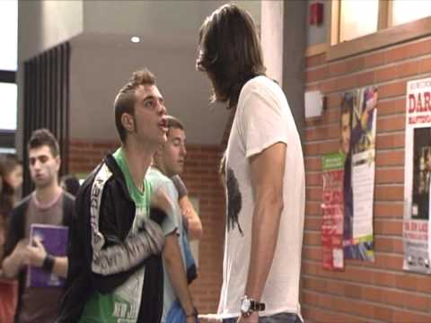 FOQ - David empuja violentamente a Jorge