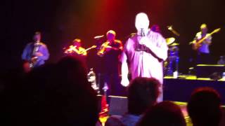 Tower of Power Diggin&#39; intro Shepherd&#39;s Bush Empire 18th Nov 2012