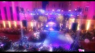 Nancy Ajram - Betegy Sertak Performance MTV Lebanon