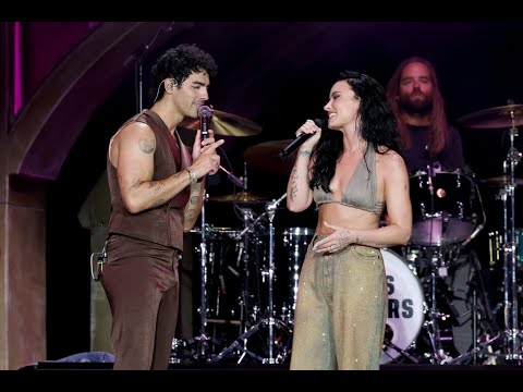 Demi Lovato & Jonas Brothers - Gotta Find You + This Is Me + Wouldn't Change A Thing [JB Tour 2025]