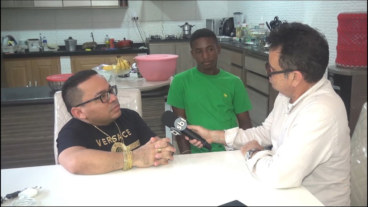 CANTOR MARANHENSE DIZ QUE CHIFRE TROUXE FELICIDADES E RIQUEZA PARA ELE