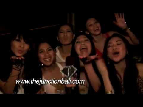 Cesare Ceo Sax Fashion TV Indonesia - Bali Junction.flv